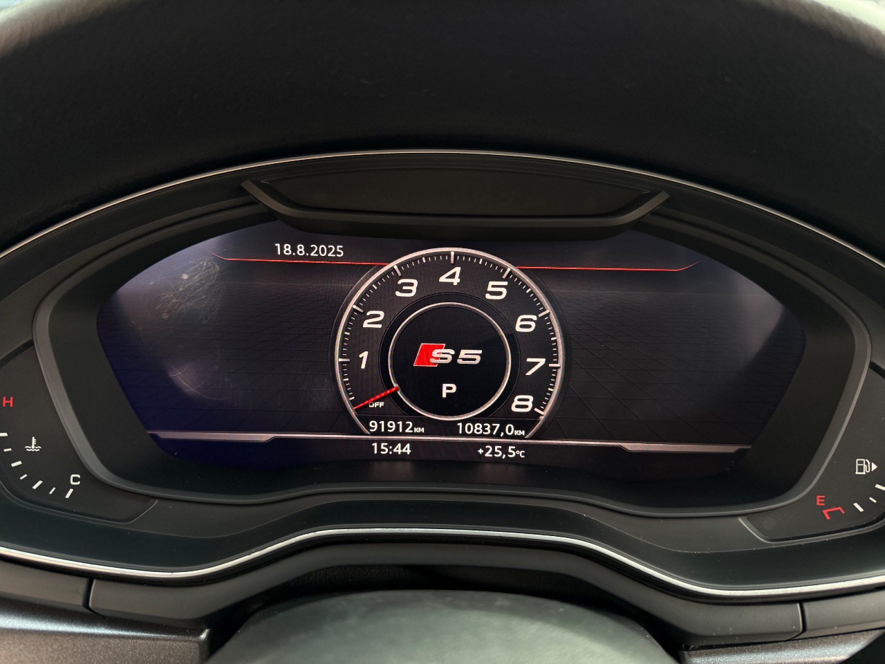 Audi S5 - фото 27