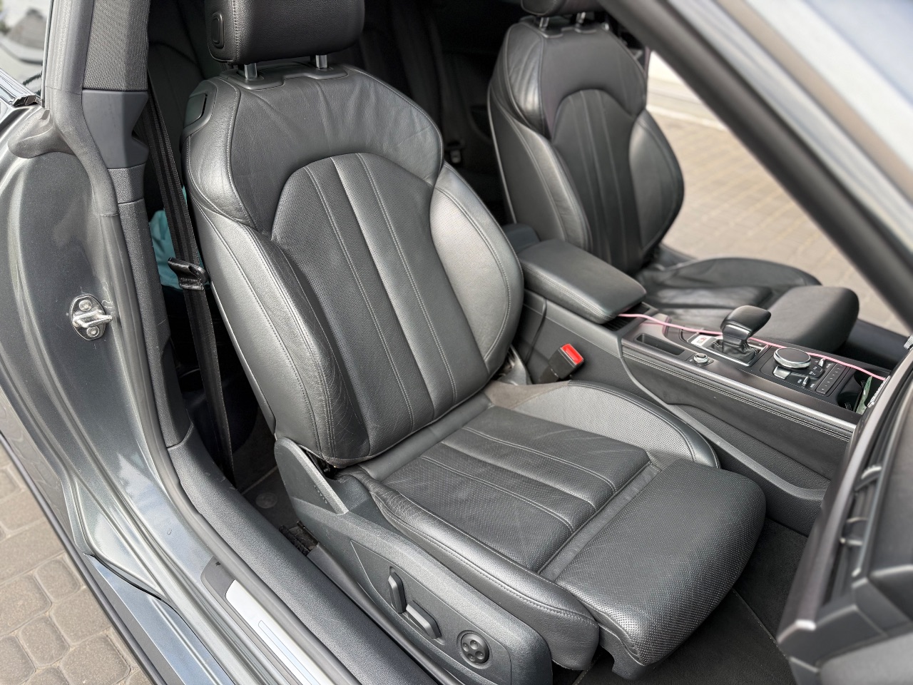 Audi S5 - фото 32