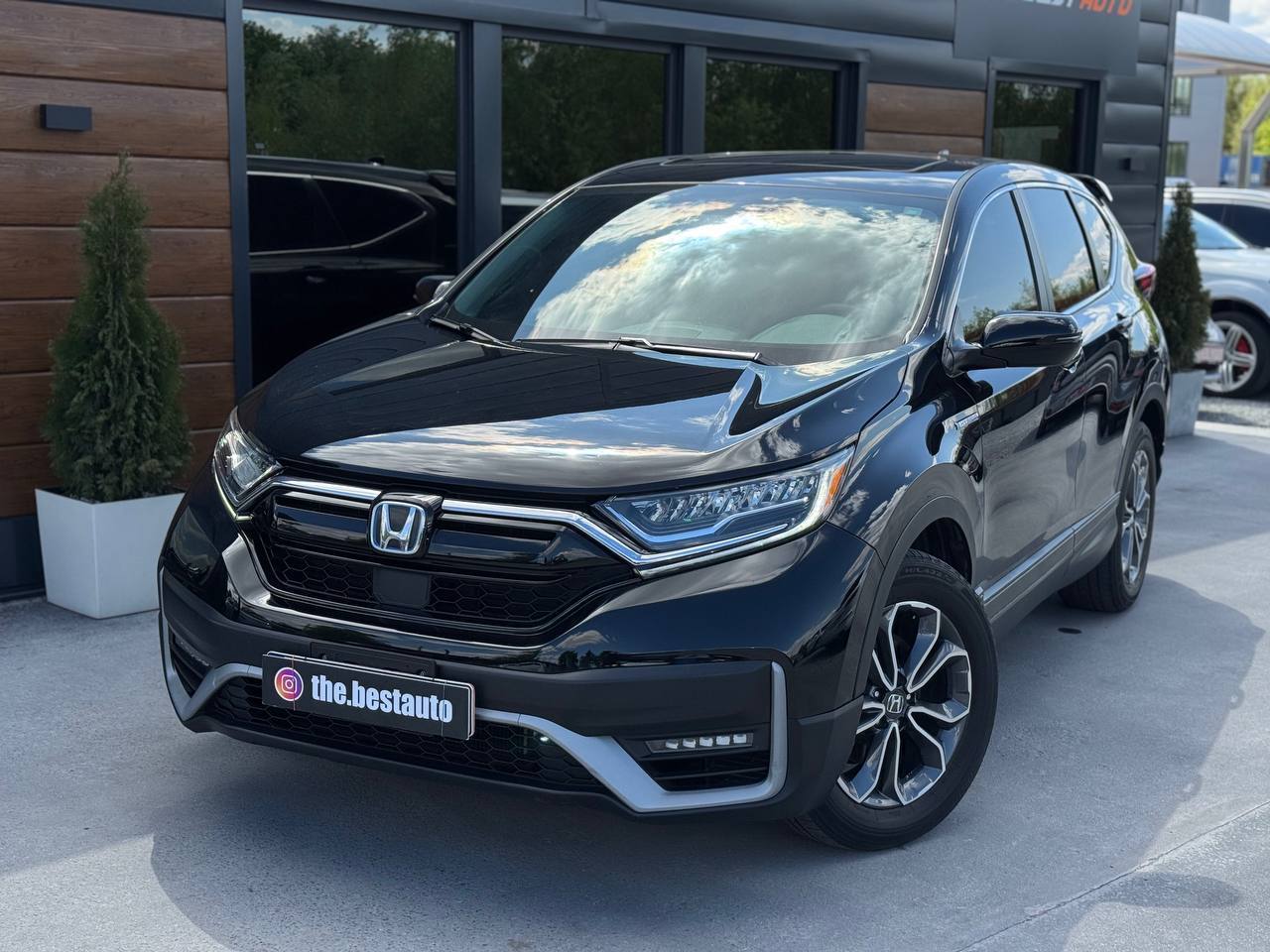 Honda CR-V - фото 1