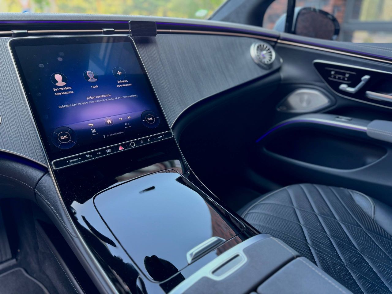 Mercedes-Benz EQS - фото 4