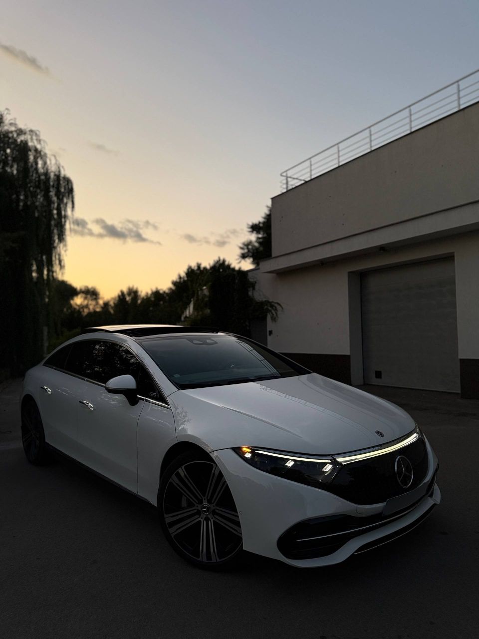 Mercedes-Benz EQS - фото 2