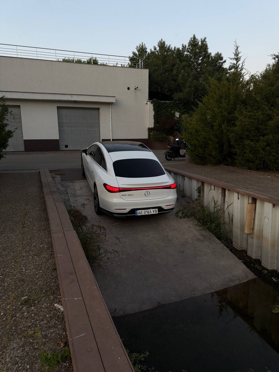 Mercedes-Benz EQS - фото 26