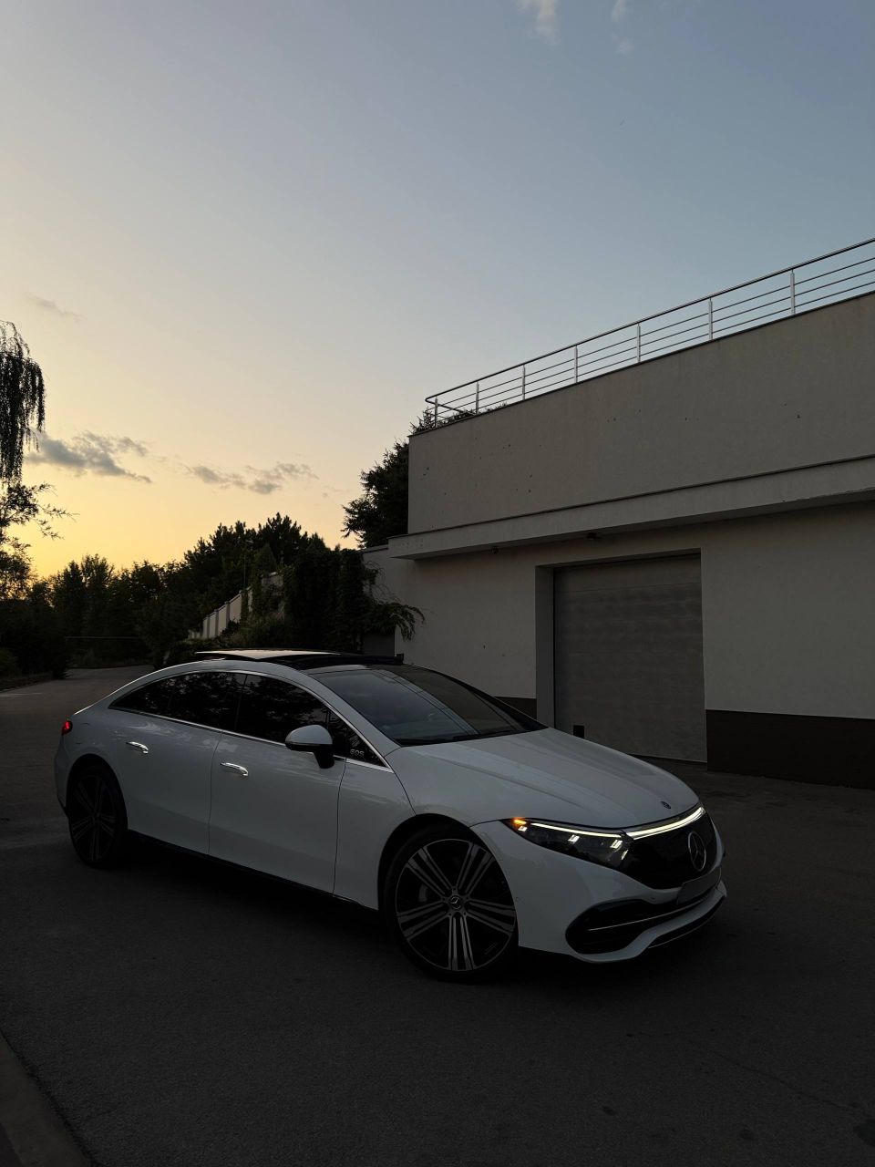 Mercedes-Benz EQS - фото 25