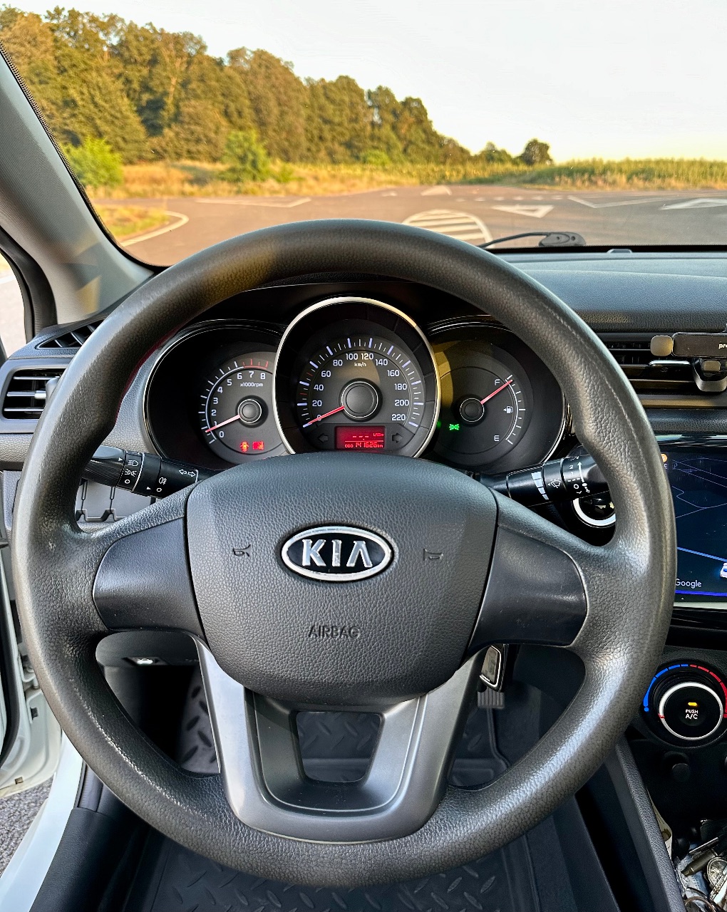 Kia Rio - фото 32