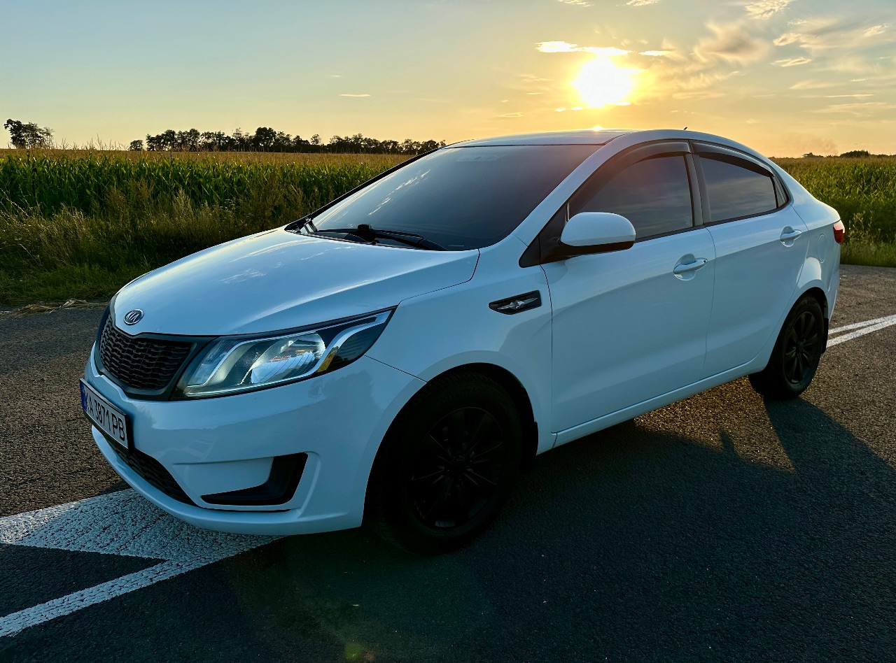 Kia Rio - фото 9