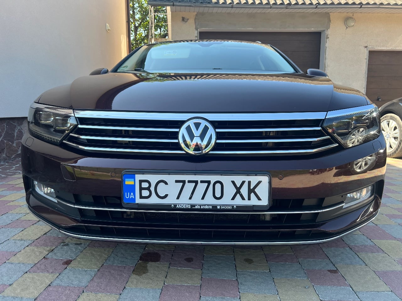 Volkswagen Passat - фото 2