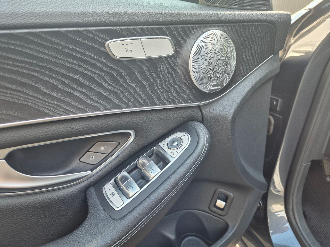 Mercedes-Benz C-Класс - фото 34