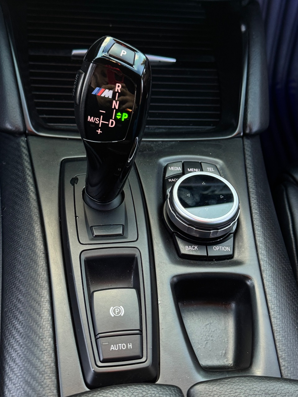 BMW X6 M - фото 12