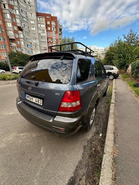 Kia Sorento - фото 3