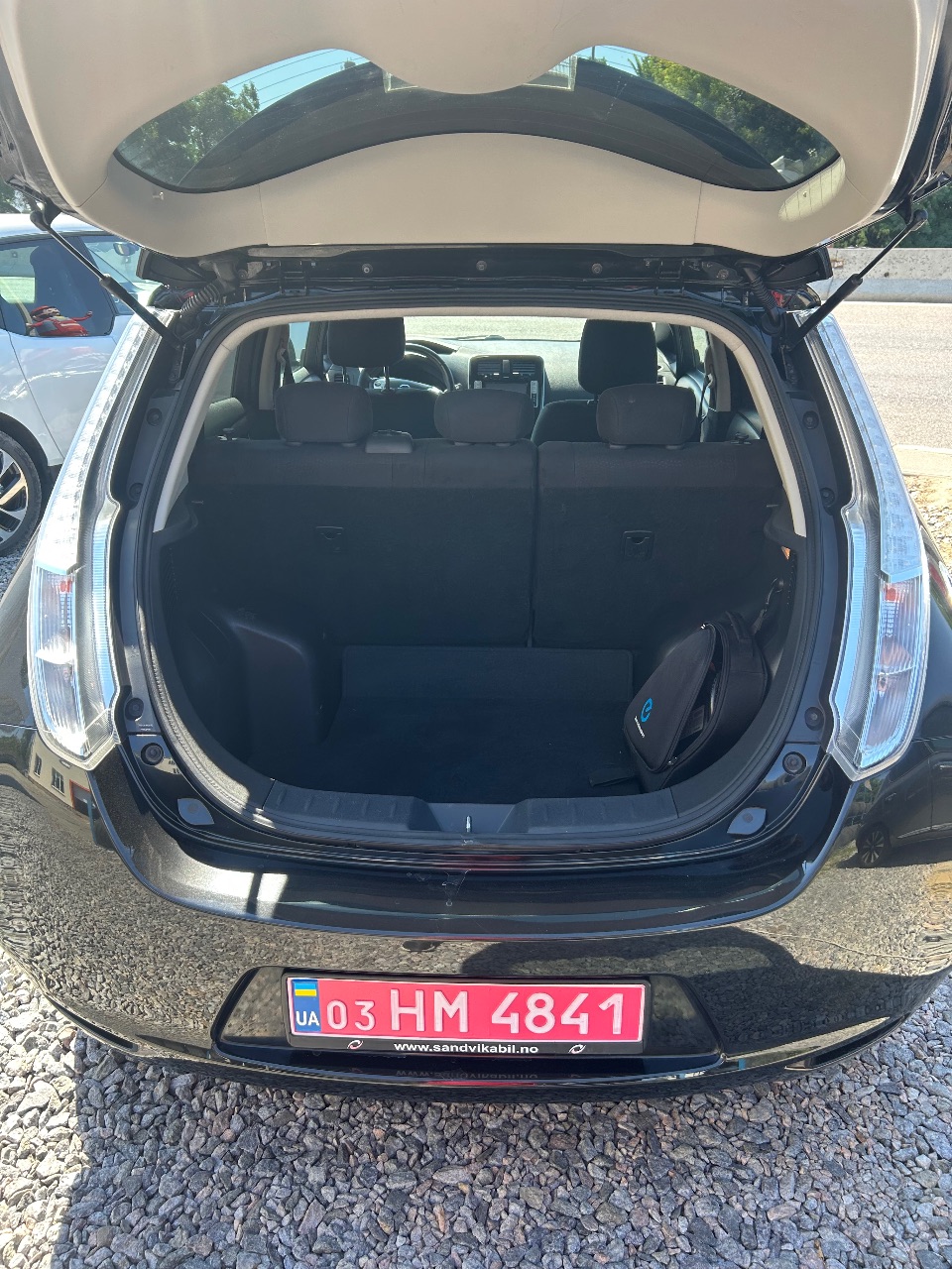 Nissan Leaf - фото 9