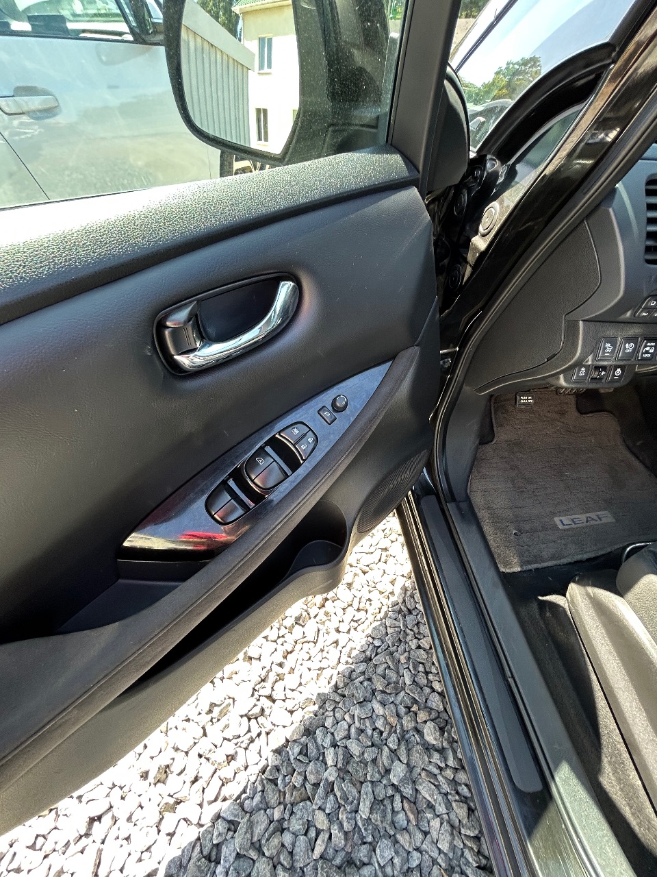 Nissan Leaf - фото 4