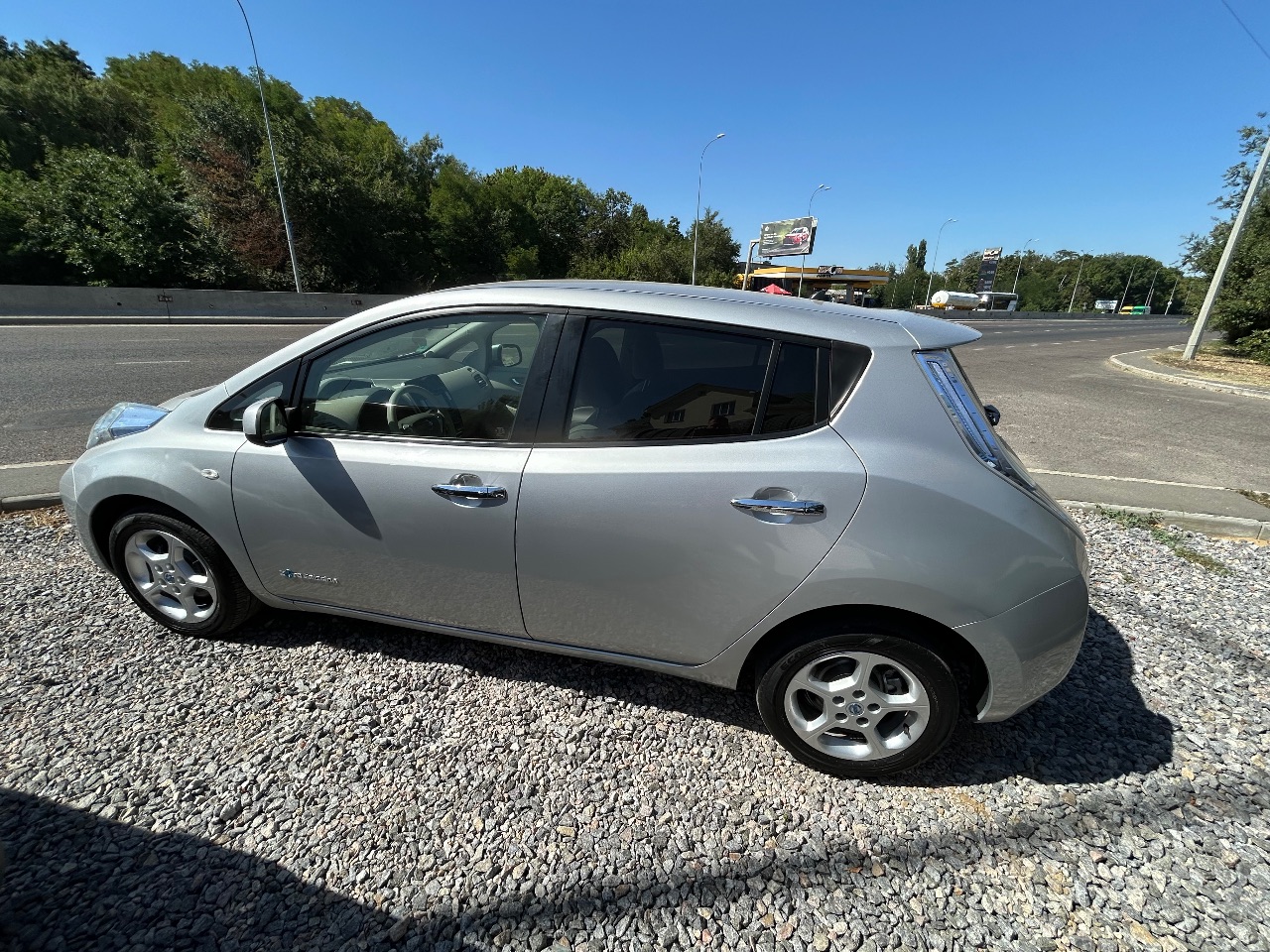 Nissan Leaf - фото 7