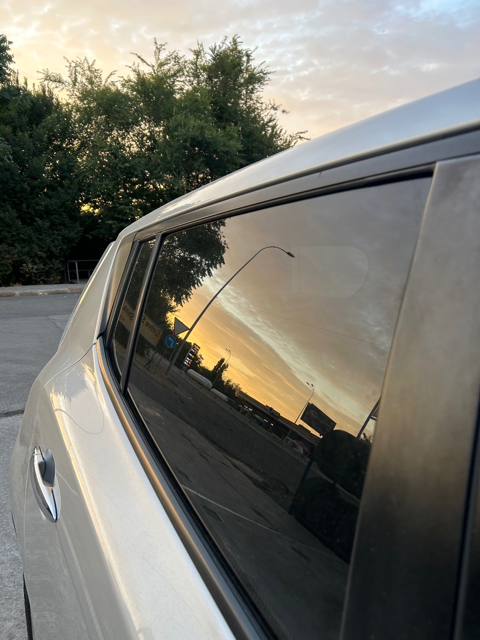 Nissan Leaf - фото 13