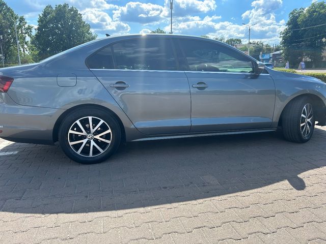 Volkswagen Jetta - зображення 2