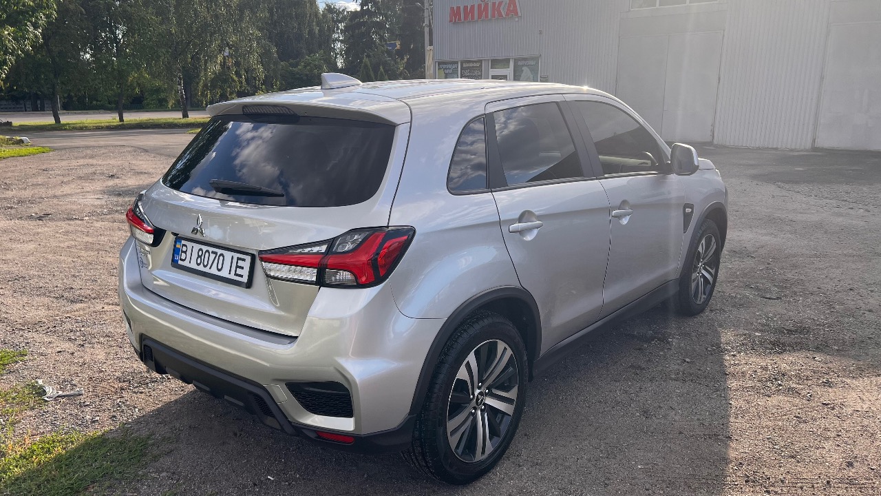 Mitsubishi Outlander Sport - фото 14