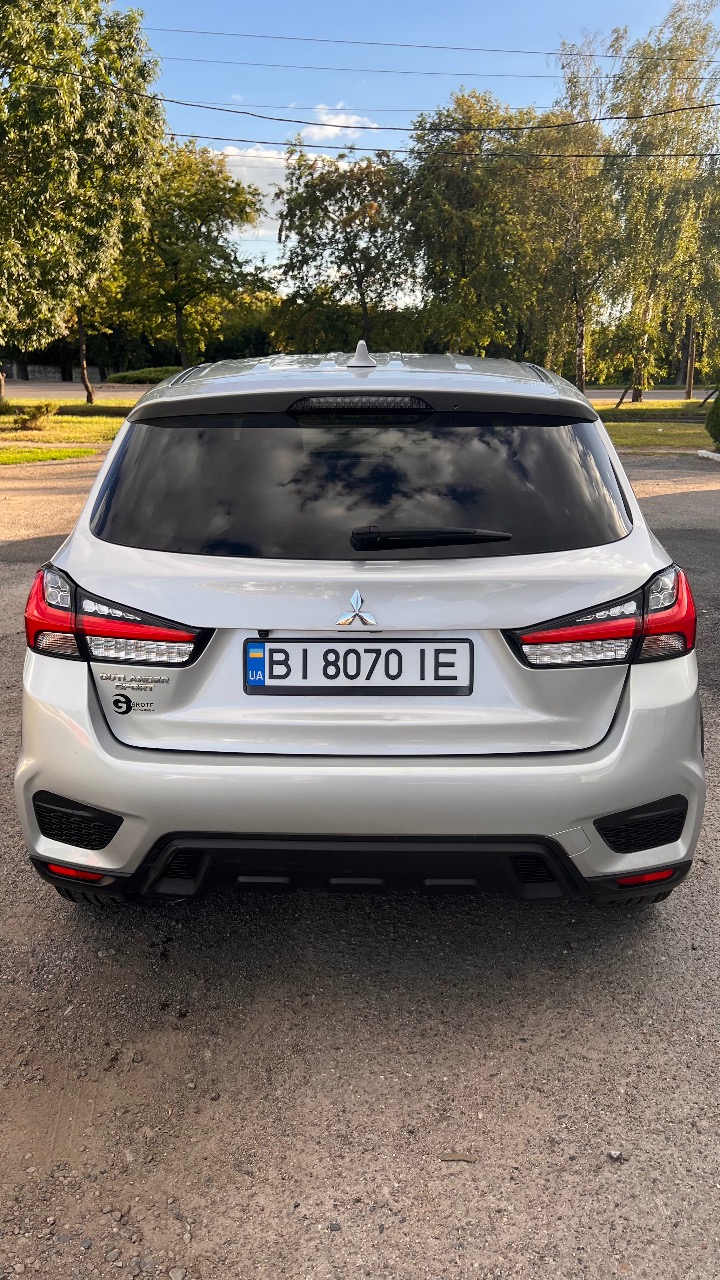 Mitsubishi Outlander Sport - фото 16