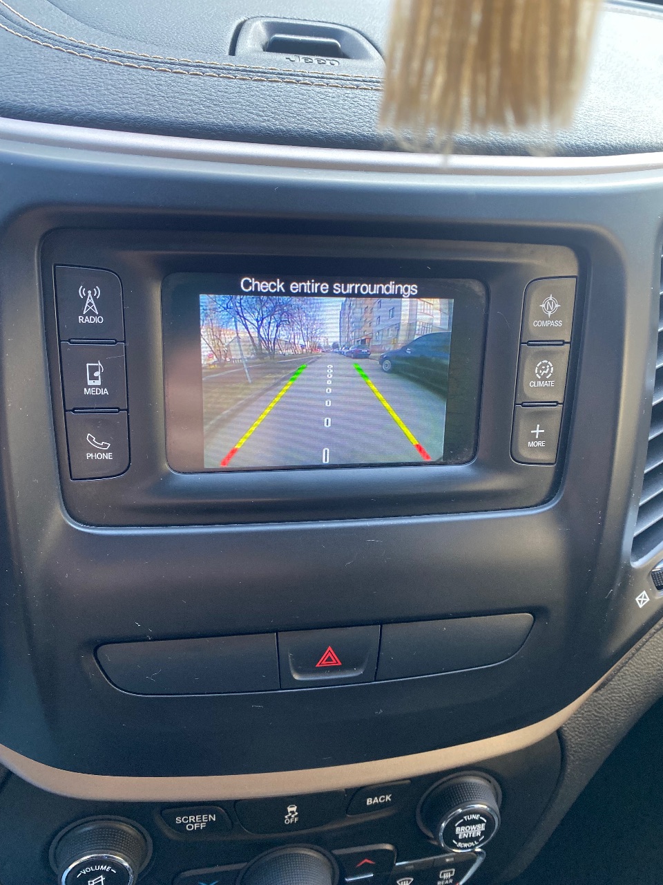 Jeep Cherokee - фото 13