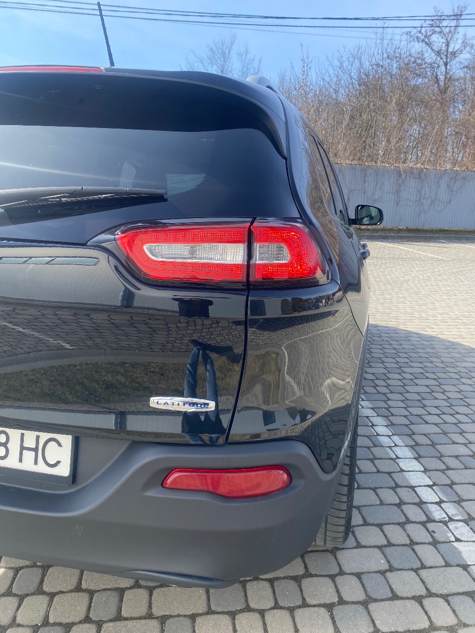 Jeep Cherokee - фото 6