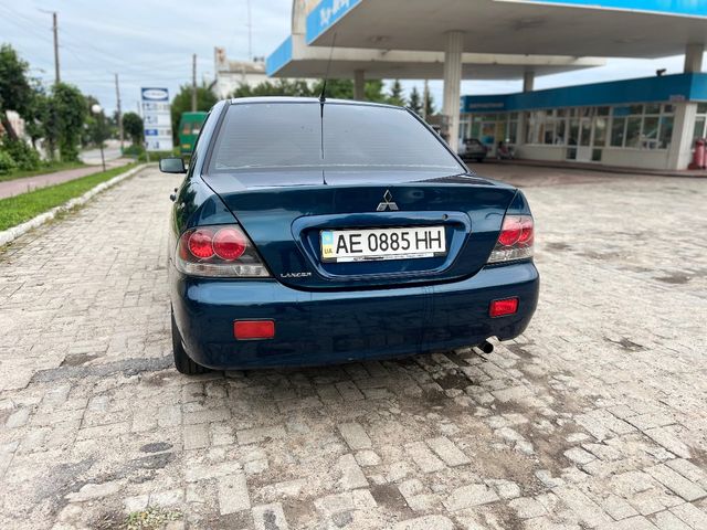 Mitsubishi Lancer - зображення 4