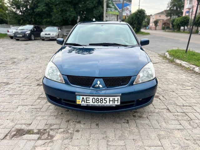 Mitsubishi Lancer - зображення 1