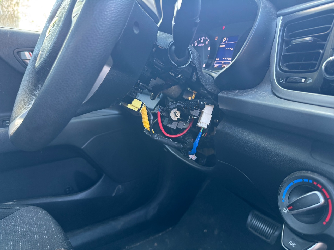 Kia Rio - фото 32