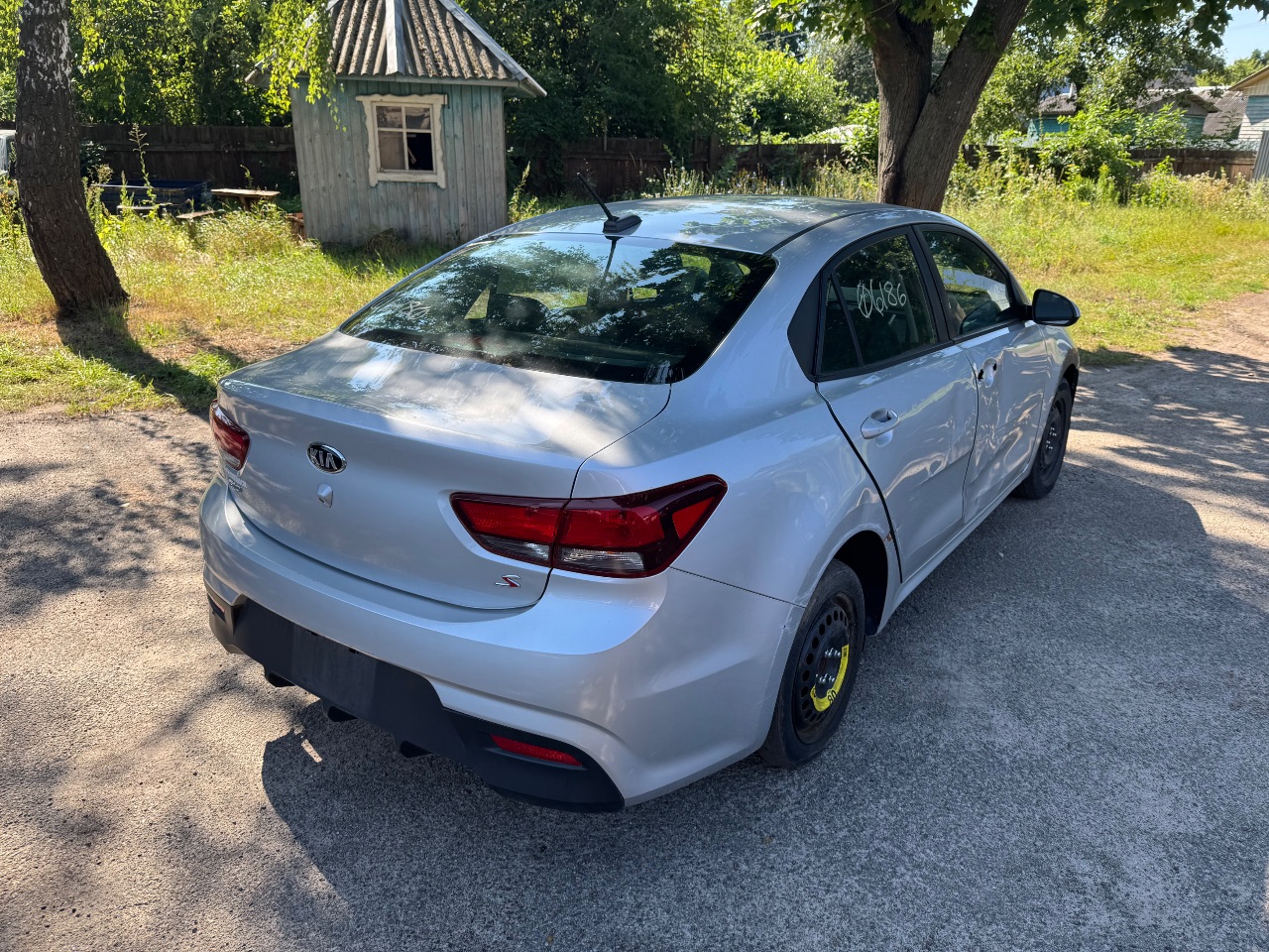 Kia Rio - фото 15