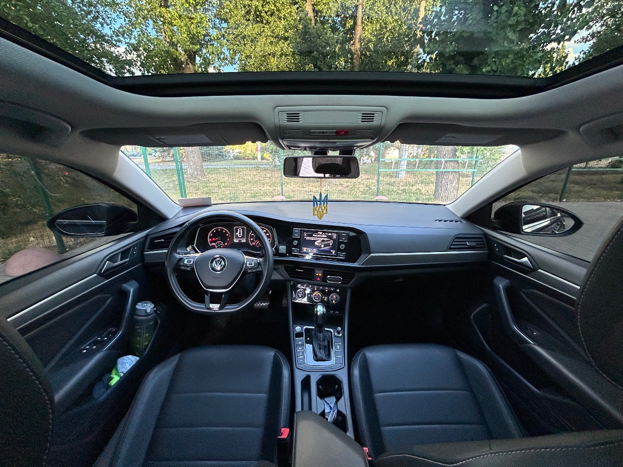 Volkswagen Jetta - фото 10