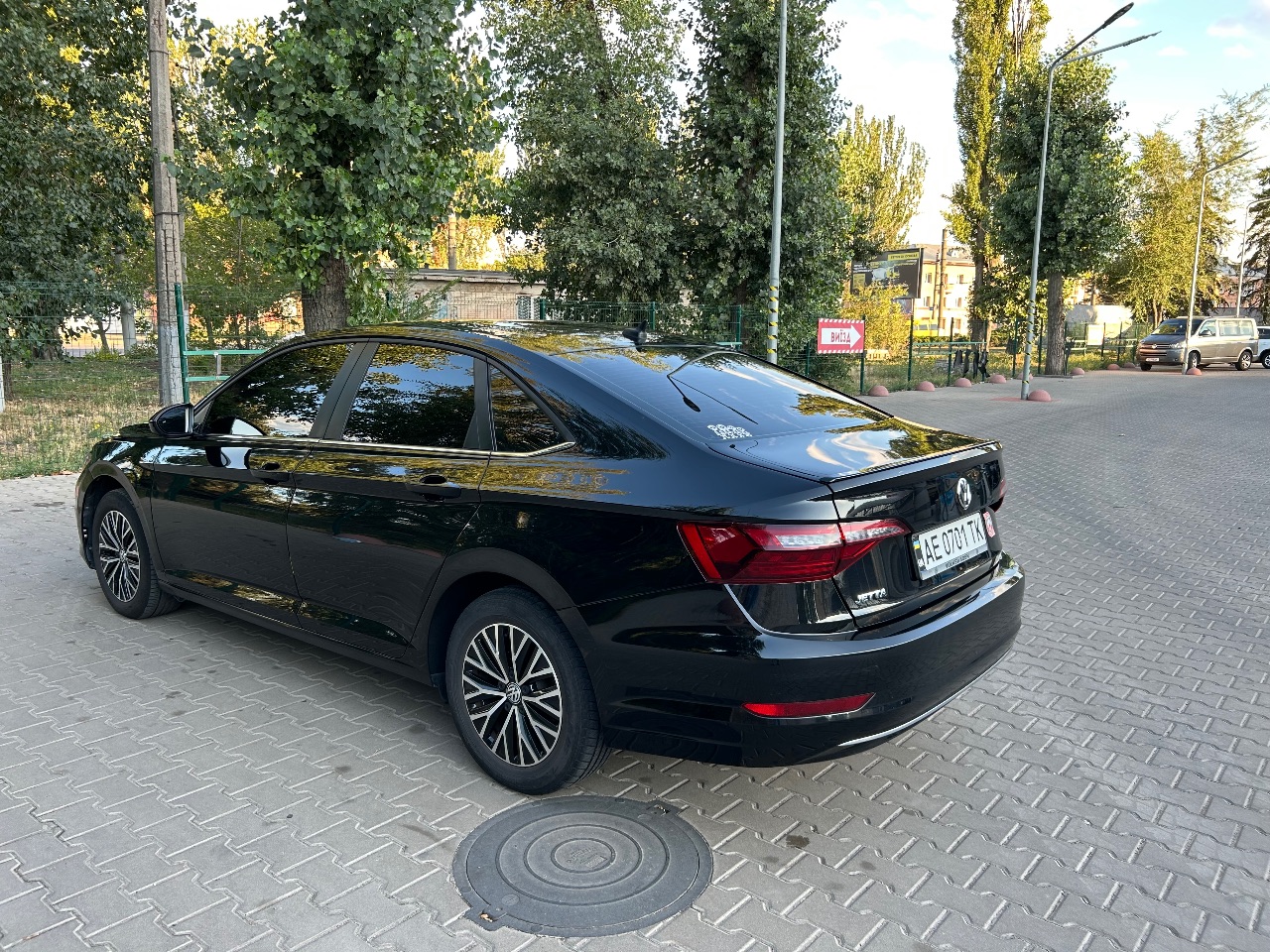 Volkswagen Jetta - фото 9