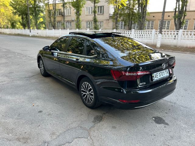 Volkswagen Jetta - зображення 4