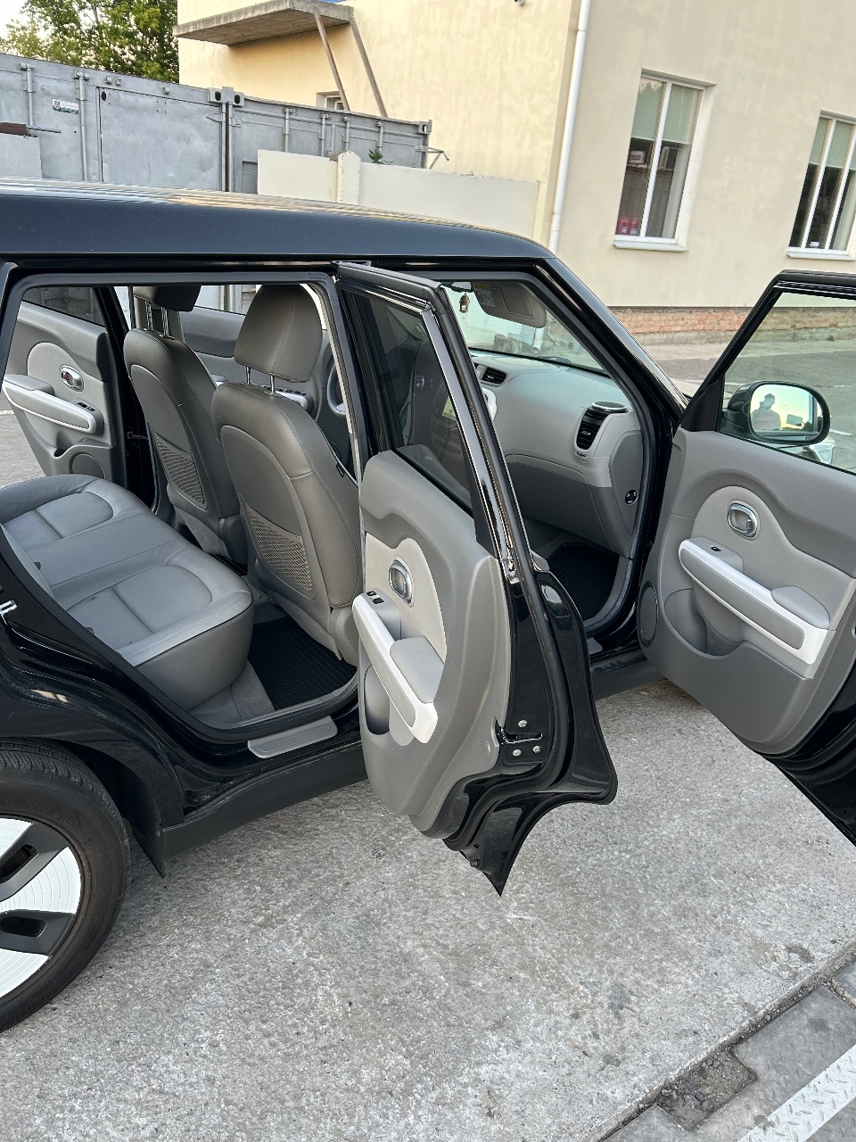 Kia Soul EV - фото 12