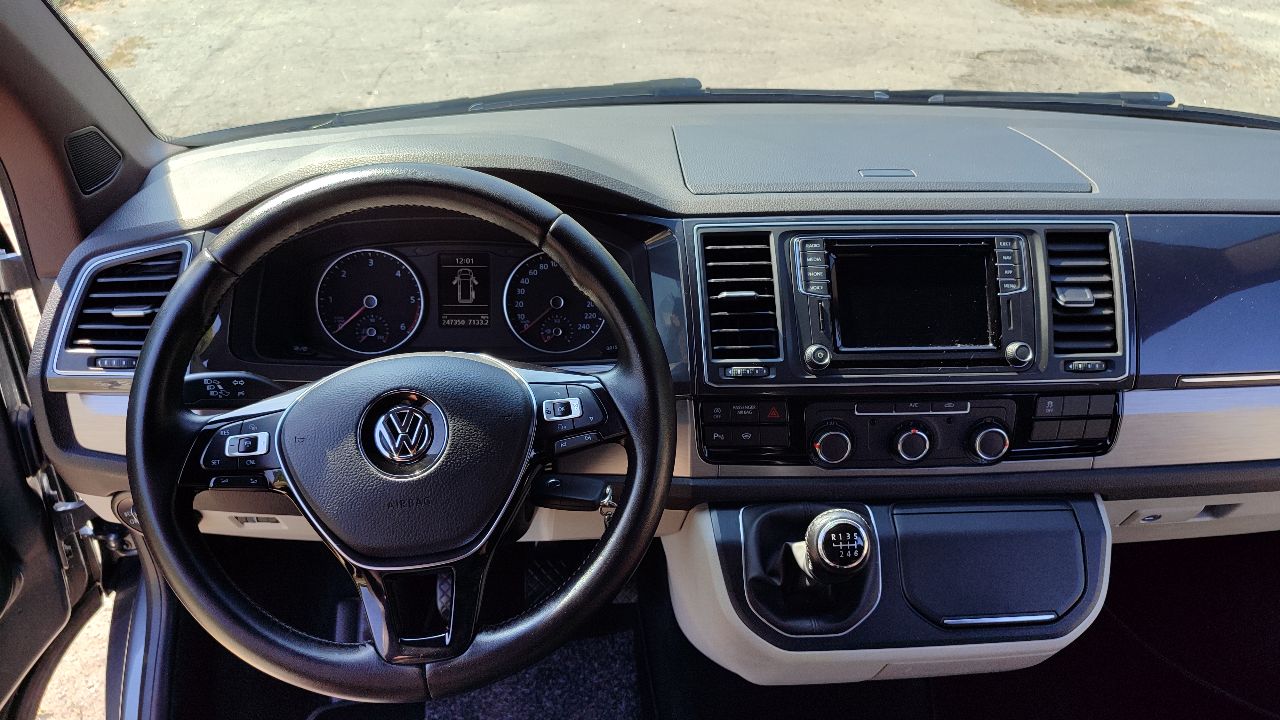 Volkswagen Transporter - фото 5