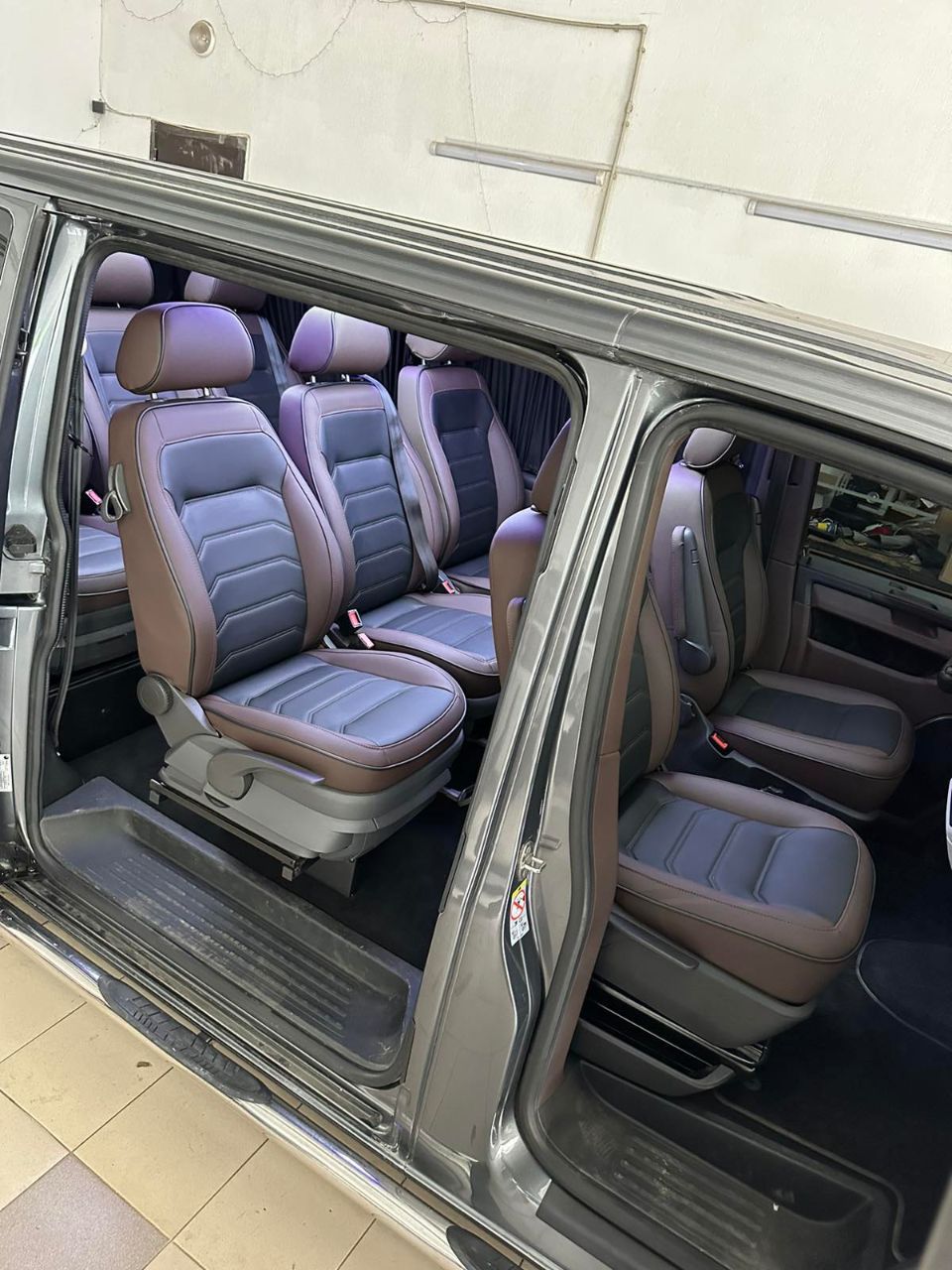 Volkswagen Transporter - фото 16