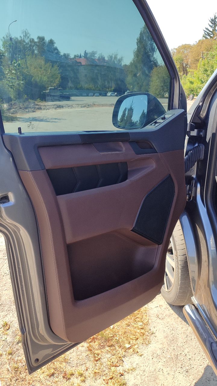 Volkswagen Transporter - фото 4