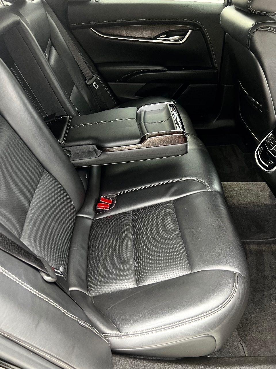 Cadillac XTS - фото 33