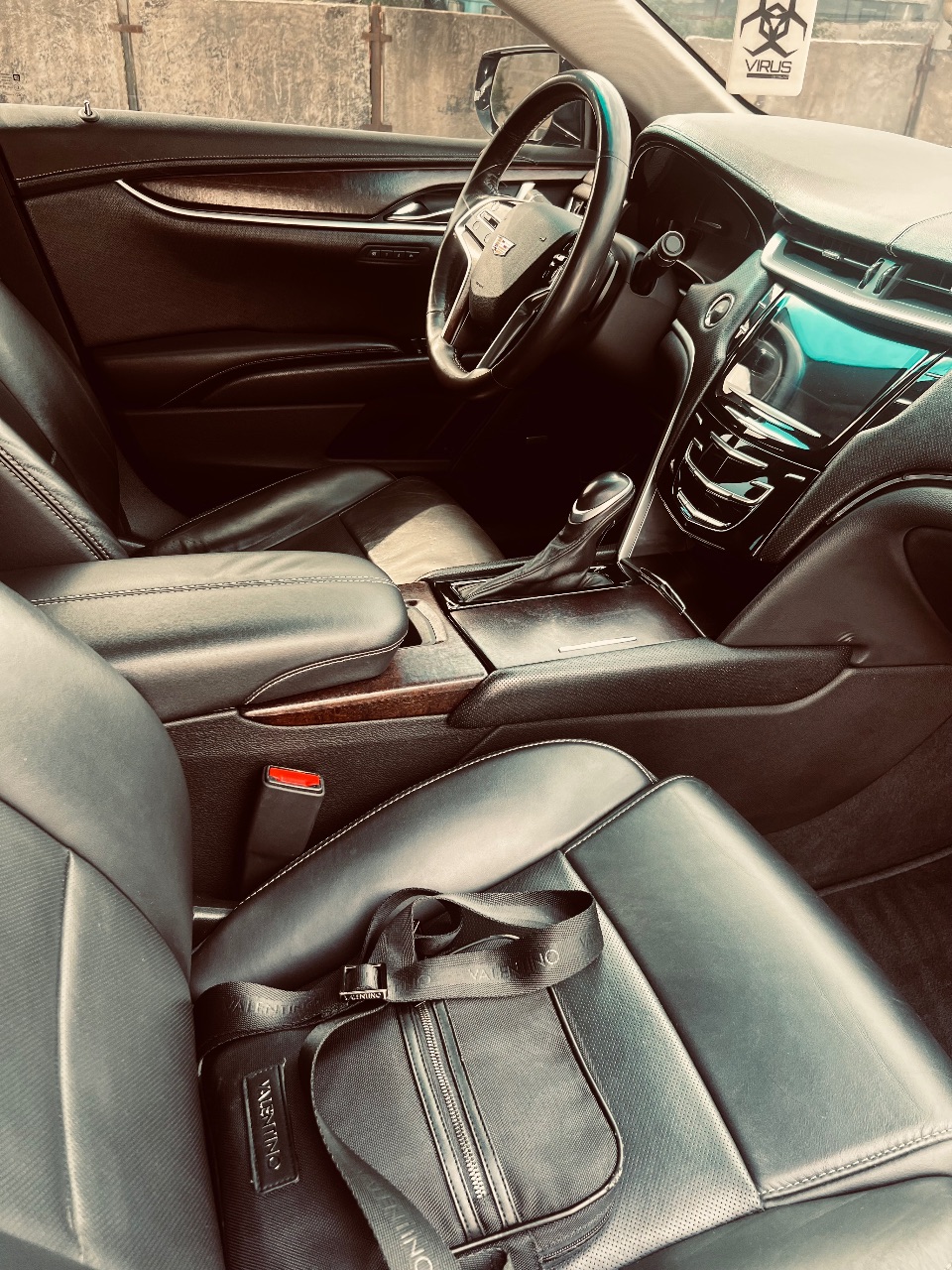 Cadillac XTS - фото 25