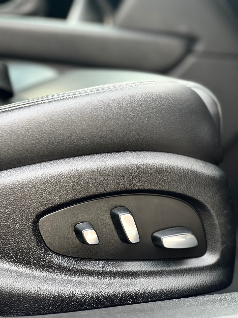 Cadillac XTS - фото 27