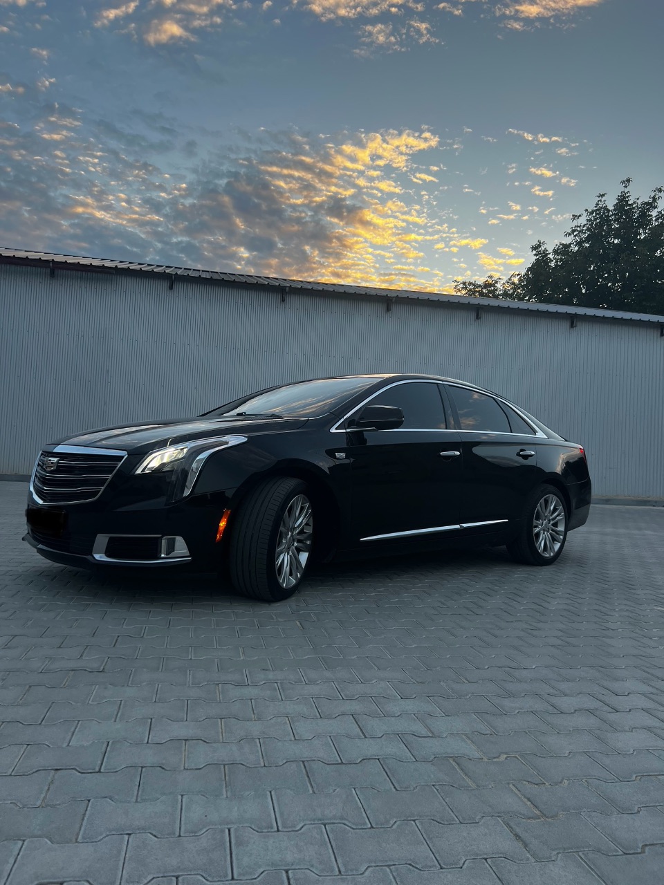 Cadillac XTS - фото 8