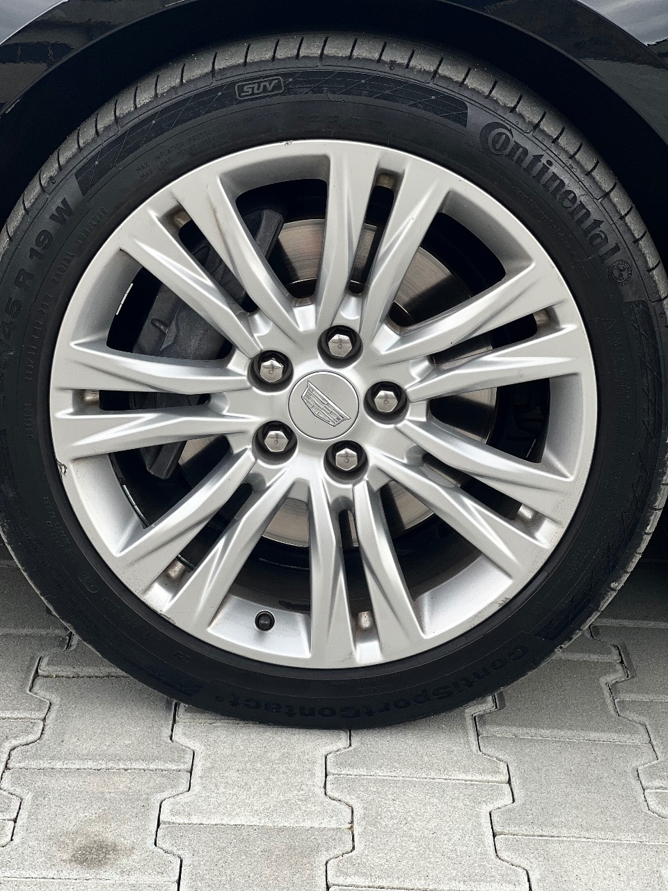 Cadillac XTS - фото 40