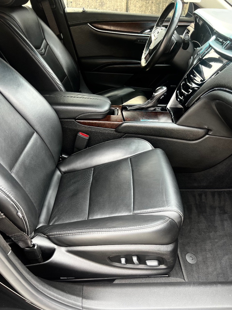 Cadillac XTS - фото 29