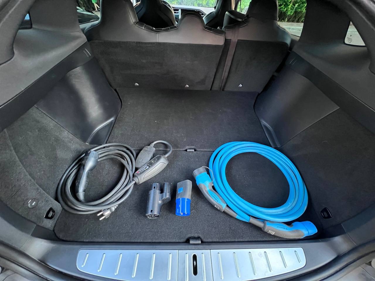 Tesla Model X - фото 5