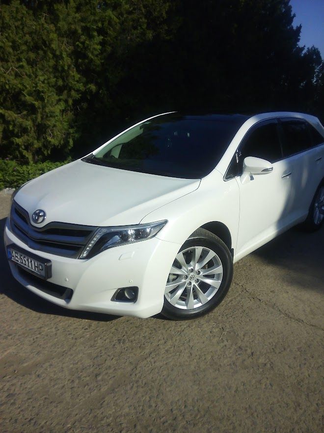 Toyota Venza - фото 1