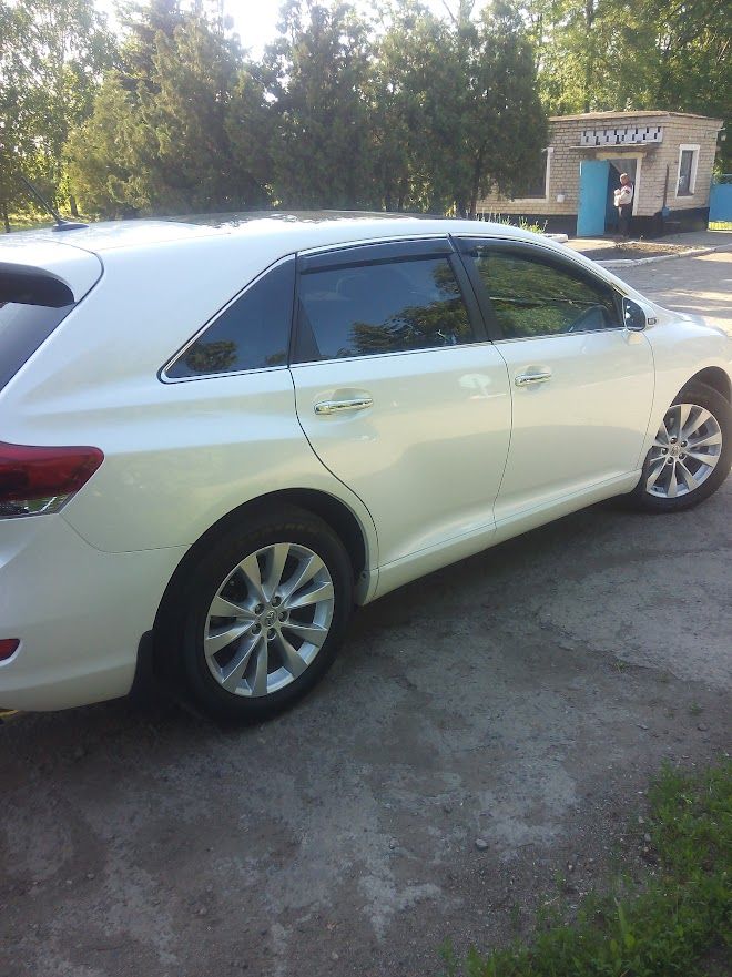 Toyota Venza - фото 2