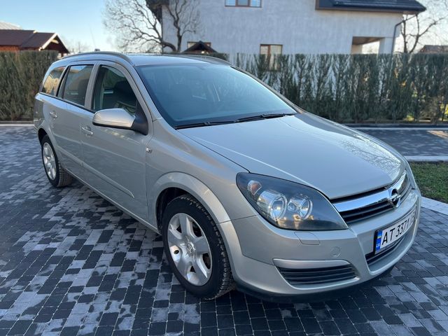 Opel Astra - фото 2