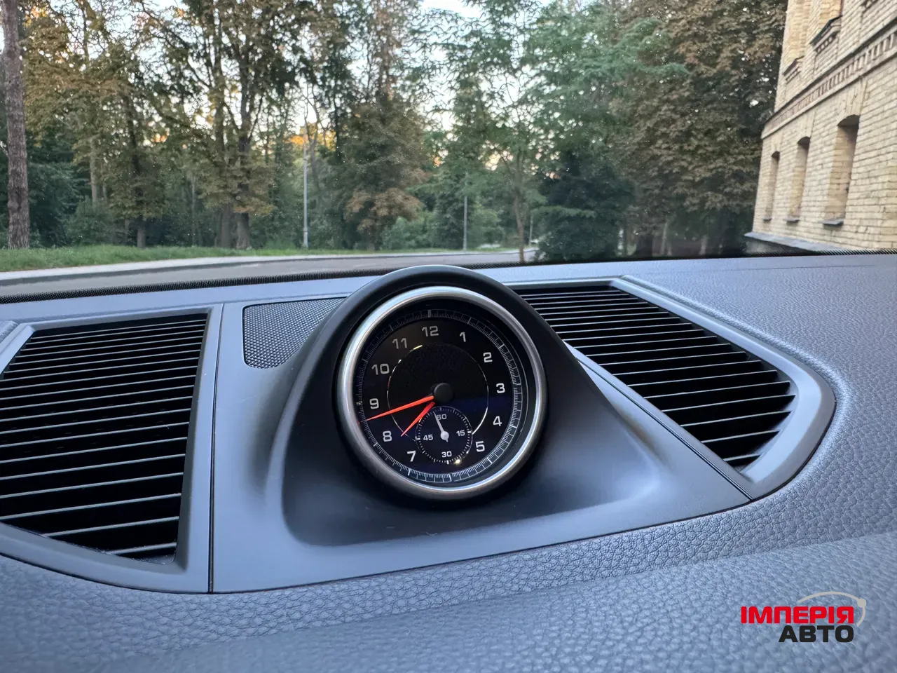 Porsche Macan - фото 15