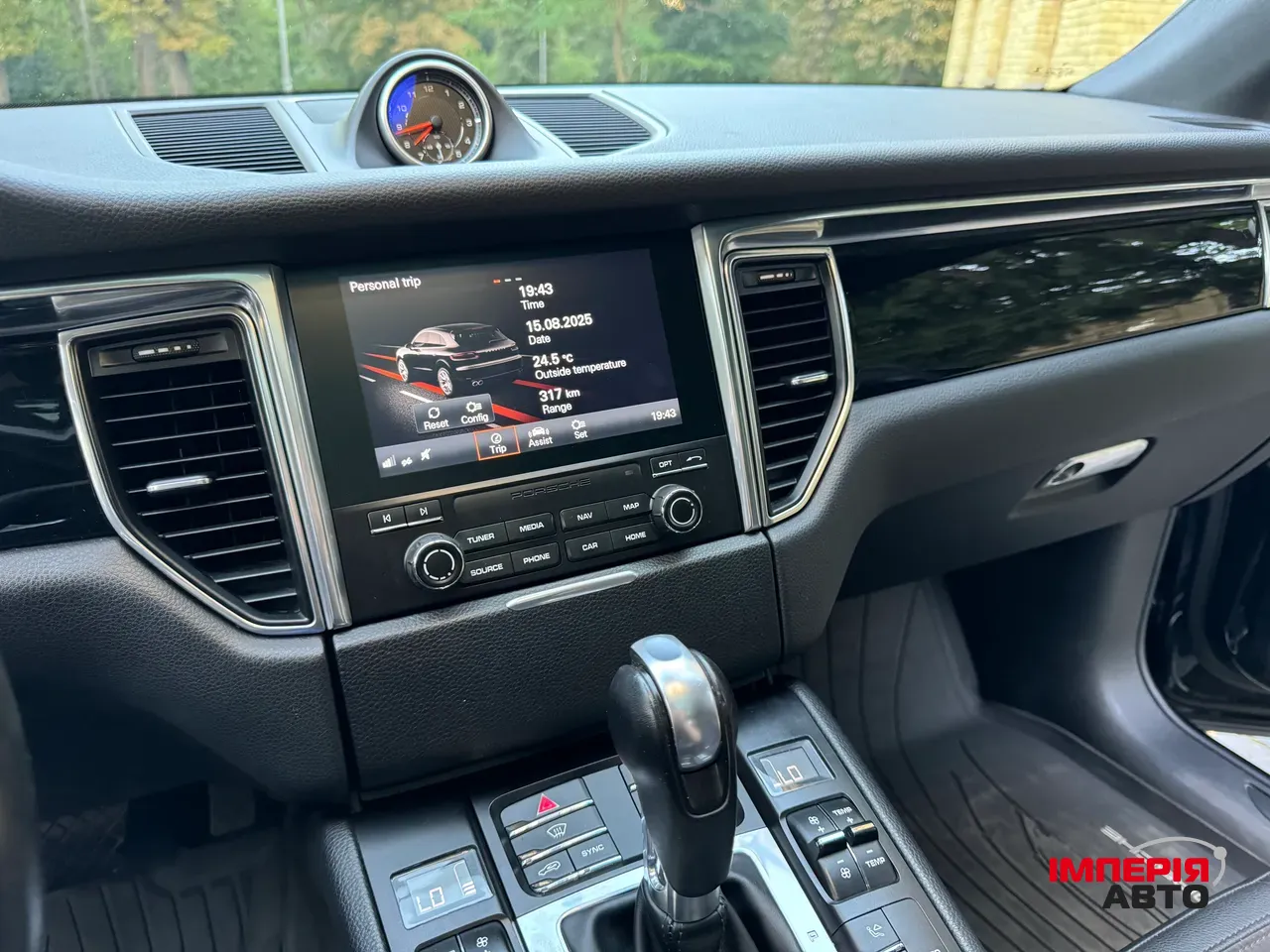 Porsche Macan - фото 12