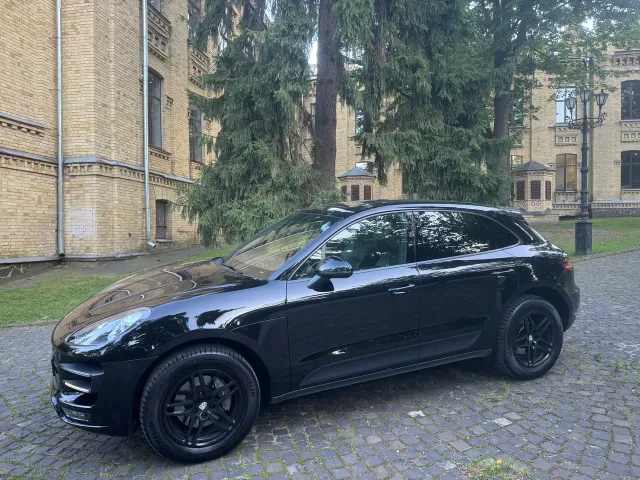 Porsche Macan - фото 1