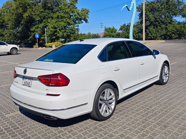 Volkswagen Passat (North America and China) - фото 5