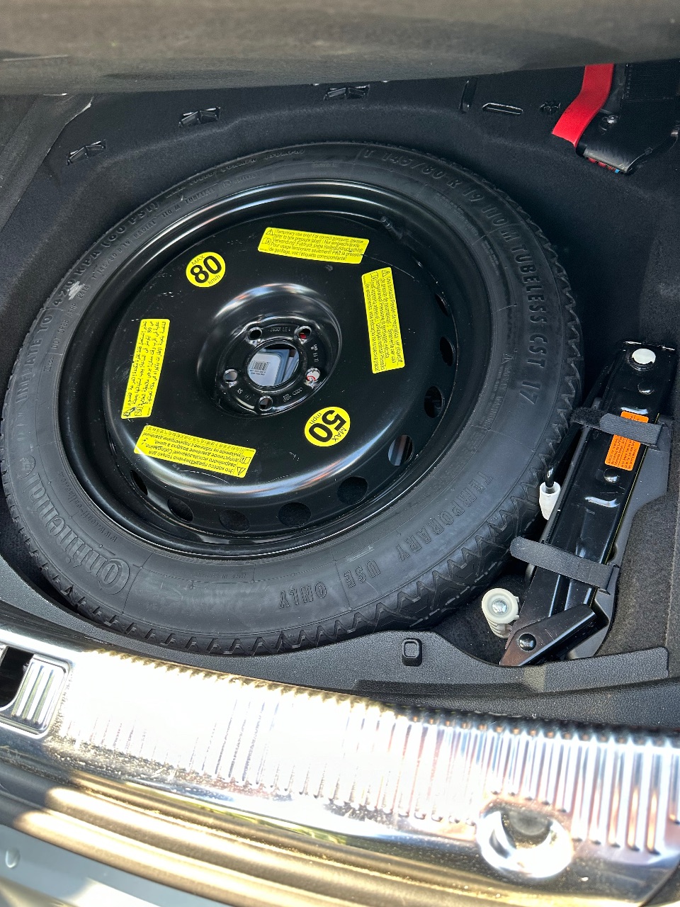 Audi A8 - фото 11