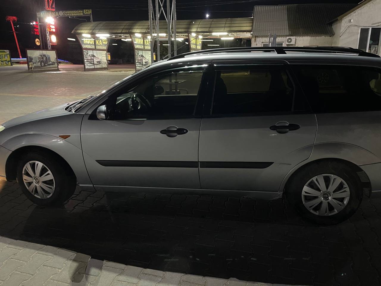 Ford Focus - фото 9