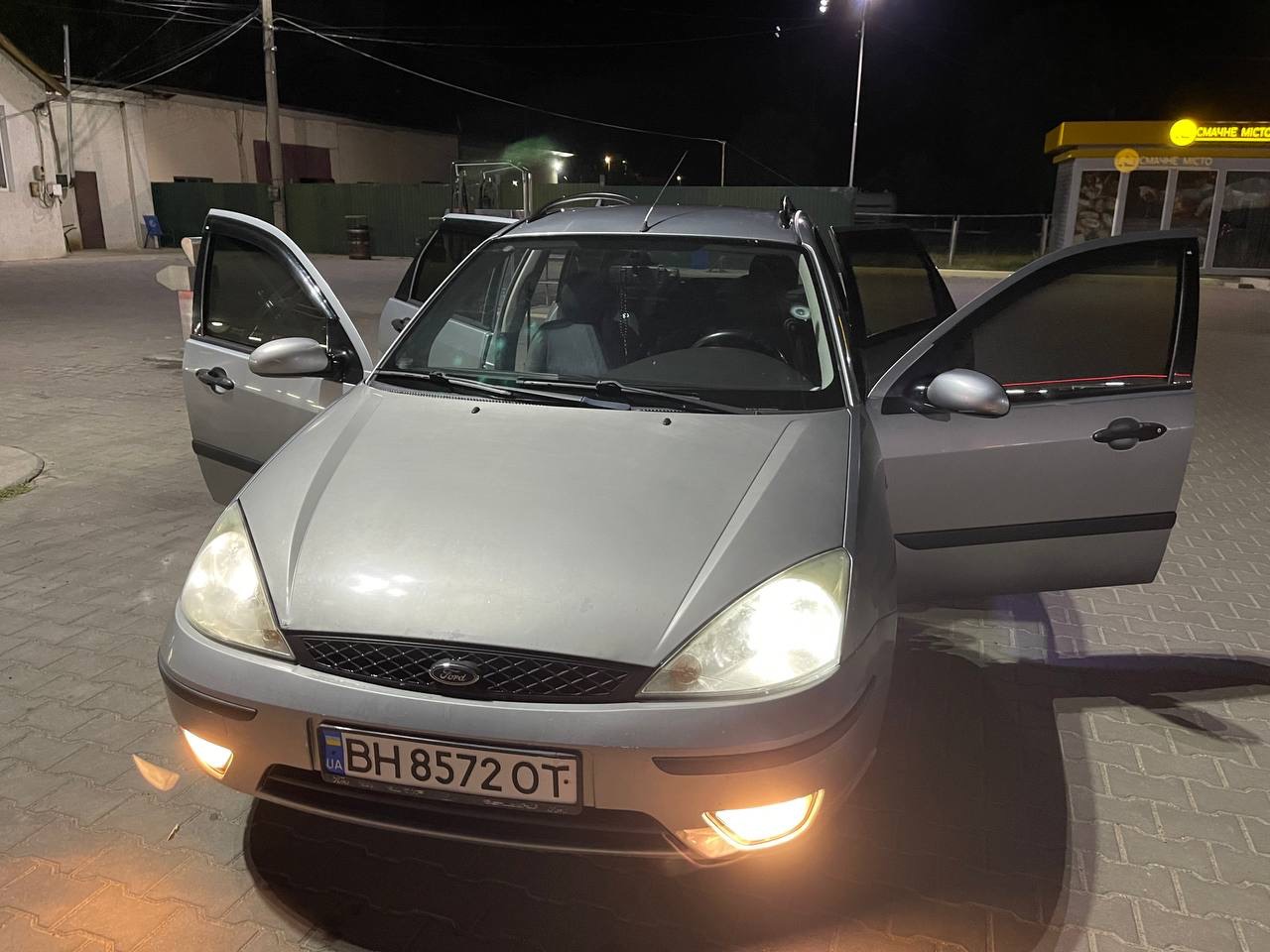 Ford Focus - фото 8